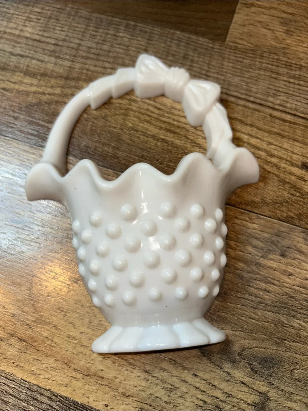 Vintage Burwood White Hobnail Milk Glass Basket Set 4 pieces wall pockets - Picture 4 of 6
